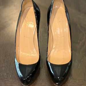 CHRISTIAN LOUBOUTIN Black Patent Leather Rolando 120 Pumps Size 8/38